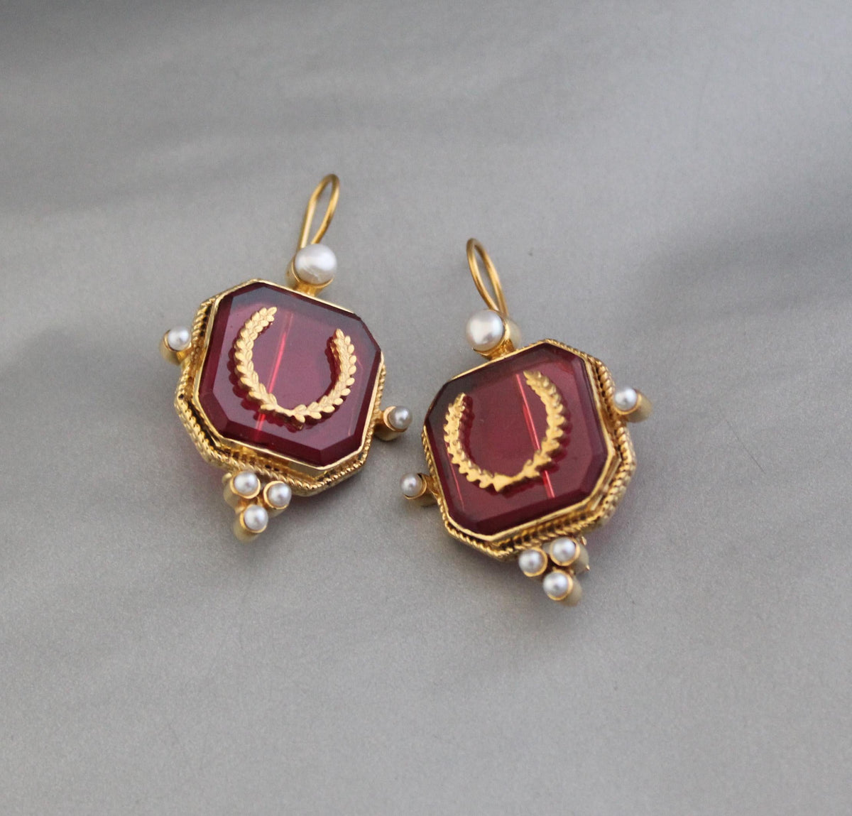 Red laurel wreath intaglio earrings in gold