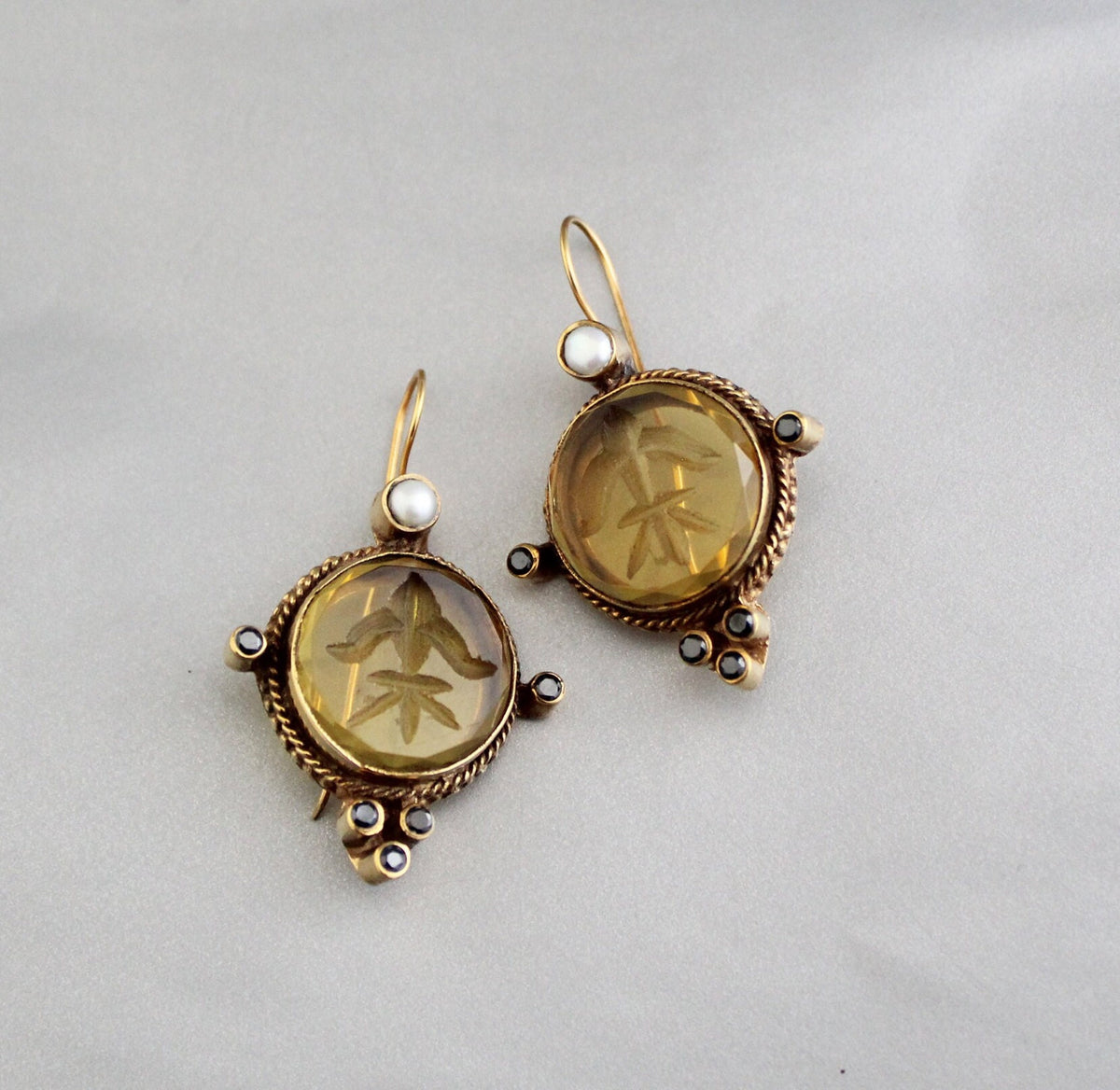 Yellow Intaglio Glass Earrings, Bridal Pearl Accent, Brass, photo 8