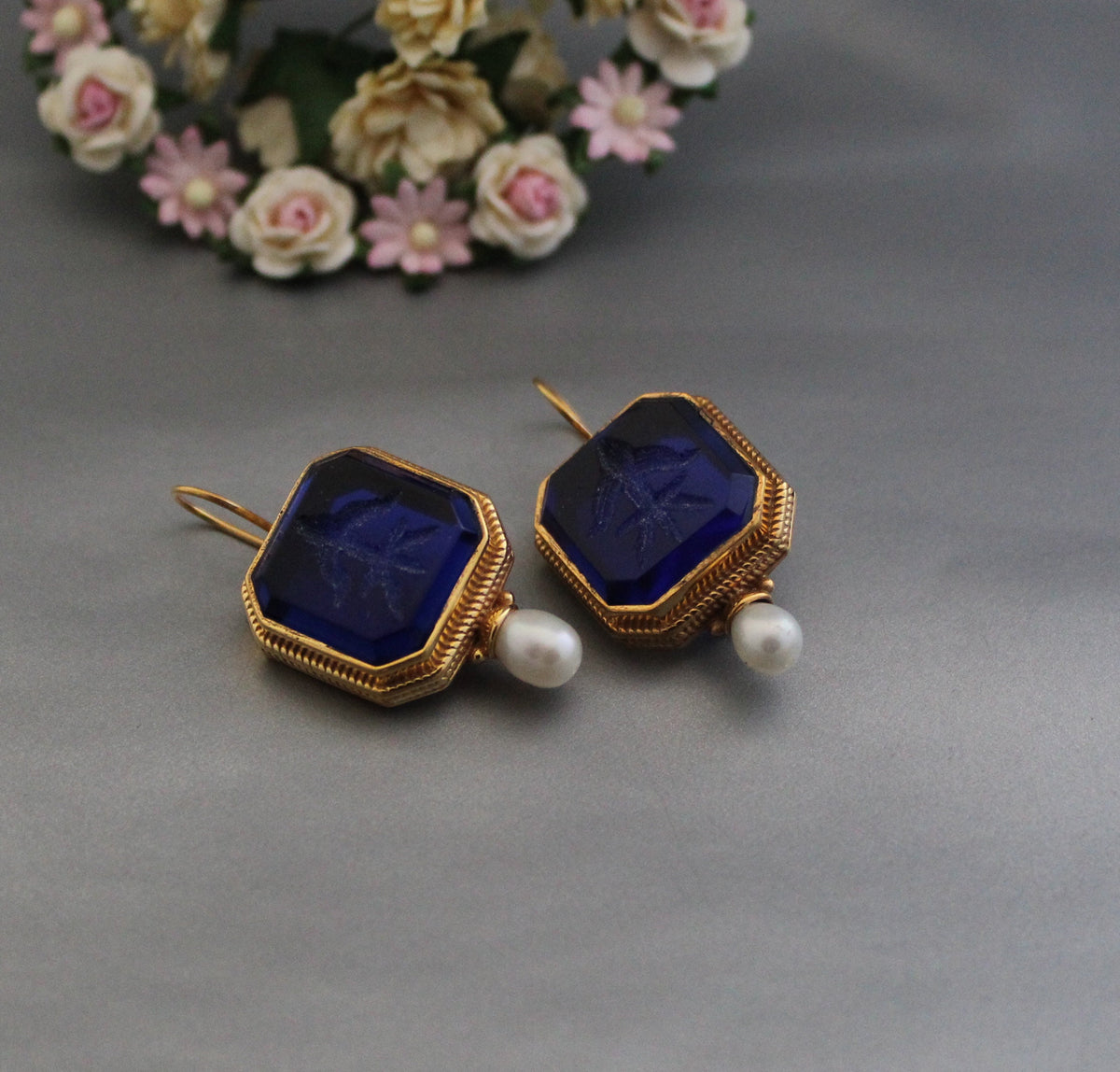 Dark Blue Intaglio Cameo Earrings, Vintage Style, 18K Gold, photo 5