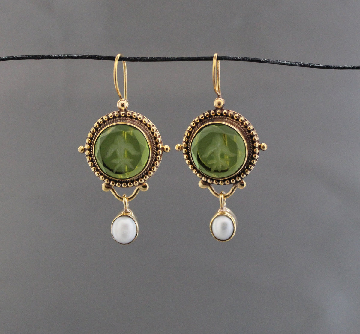 Green Glass Intaglio Earrings, Vintage Victorian Style, Gold, photo 9