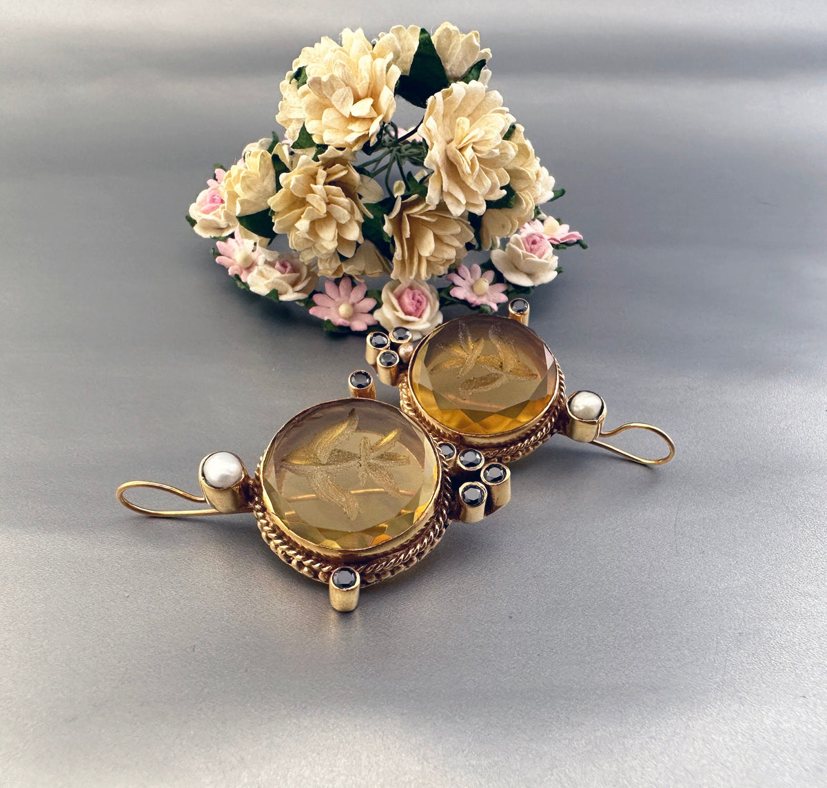 Yellow Intaglio Glass Earrings, Bridal Pearl Accent, Brass, photo 4
