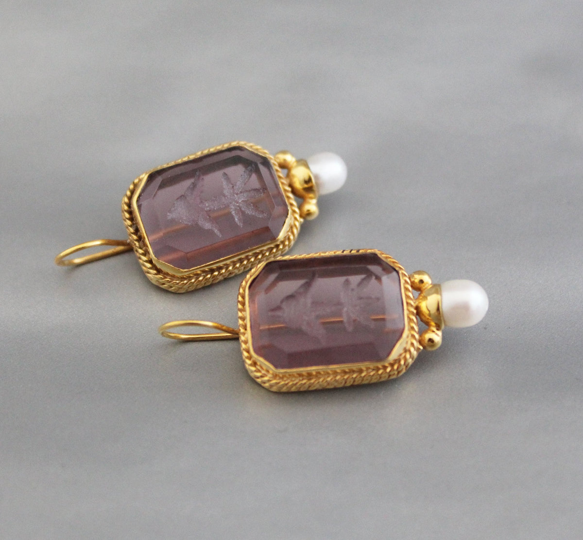 Intaglio Glass Hoop Earrings, Victorian Art Deco Pearl Drops, Brass, photo 10