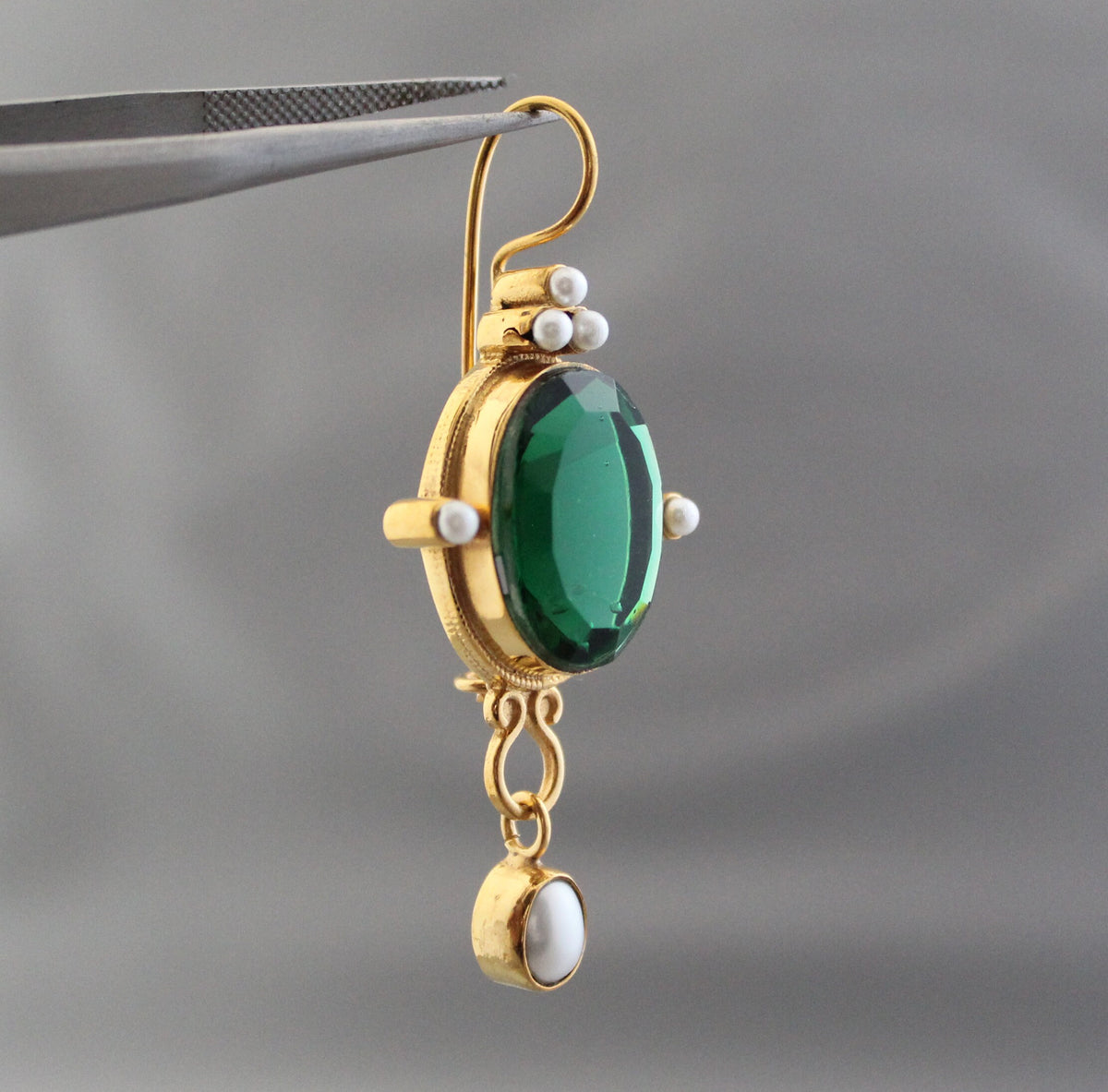 Green Glass Intaglio Earrings, Edwardian Style, 18K Gold, photo 7