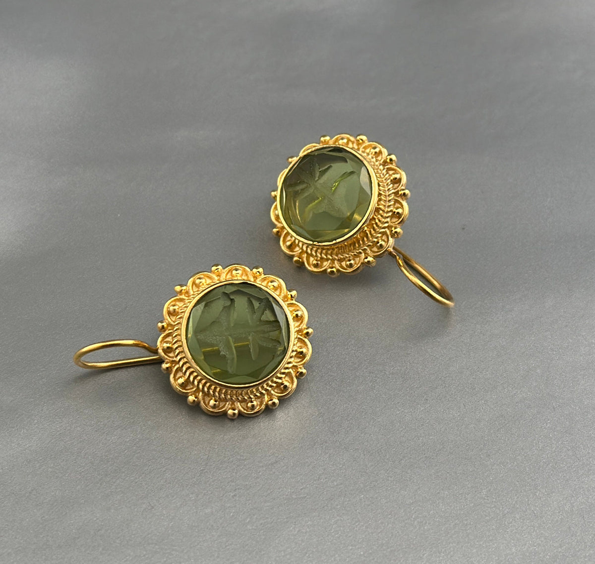 Green Round Intaglio Earrings, Greek Roman Style, Gold Plated, photo 6