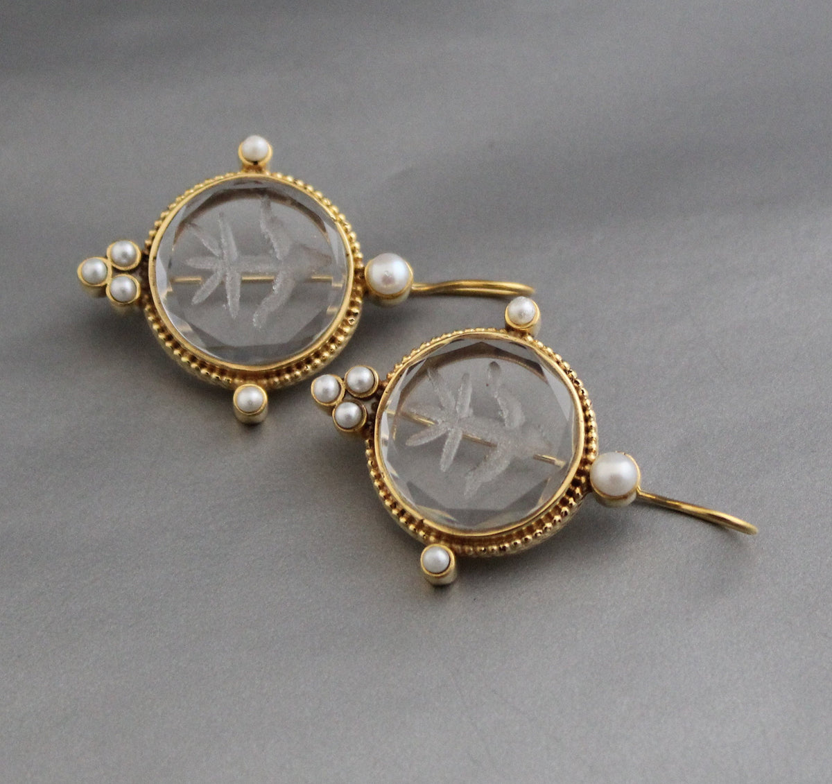 Clear Crystal Intaglio Earrings, 1920s Art Deco, 18K Gold, photo 8