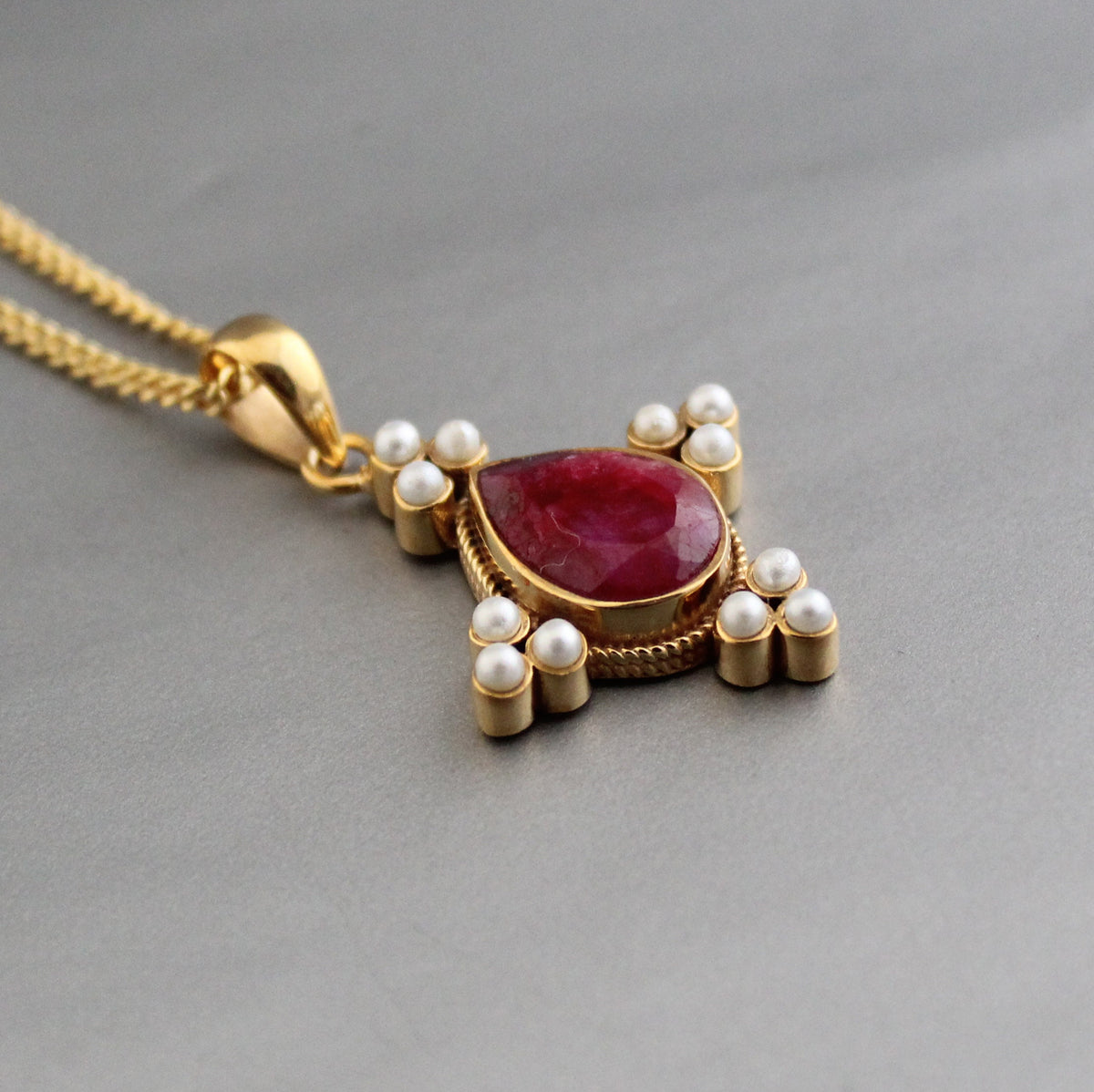 Red Intaglio Necklace, Victorian Cameo Pendant, photo 4