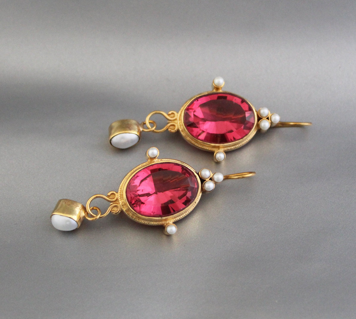 Pink Glass Intaglio Earrings, Victorian Style, 18K Gold, photo 6