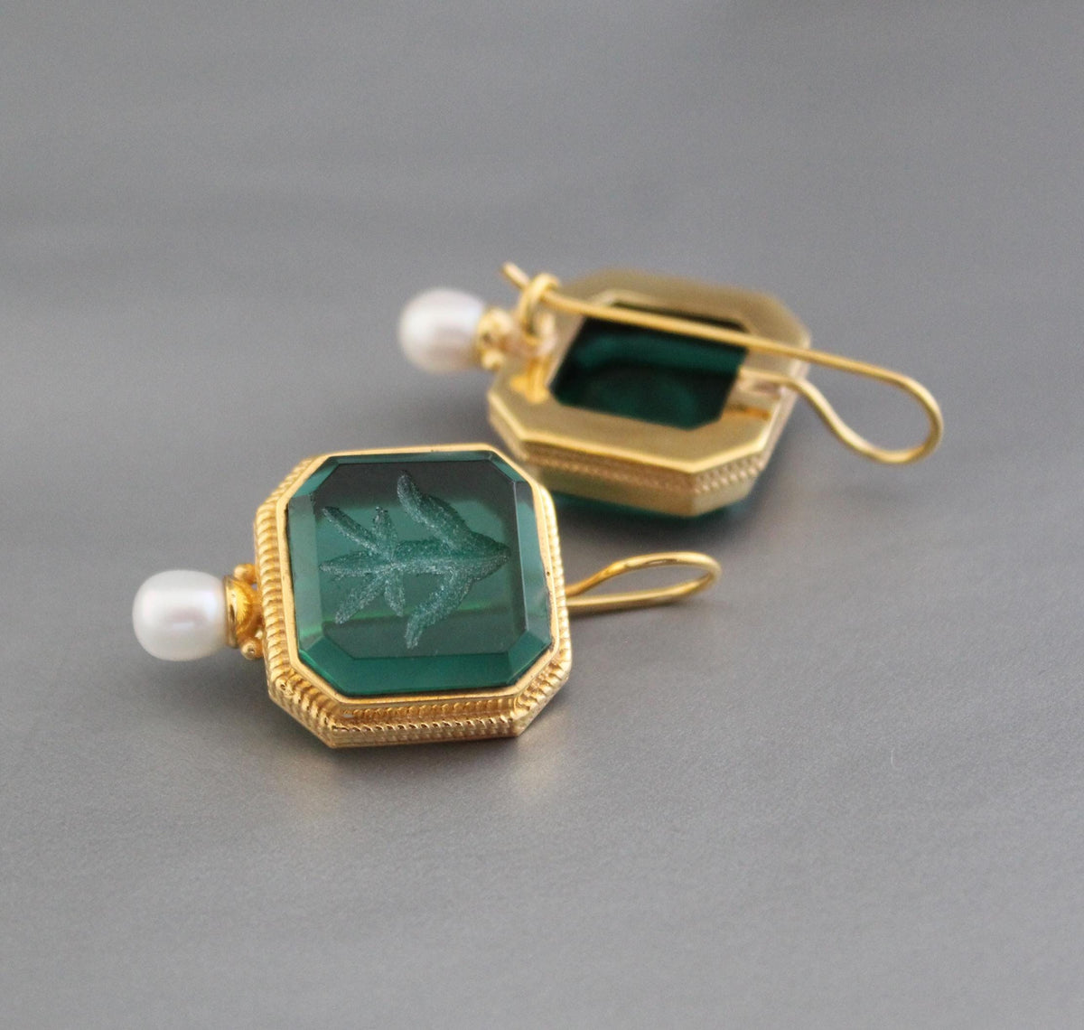 Green Glass Intaglio Earrings, Victorian Art Deco, 14K Gold, photo 6