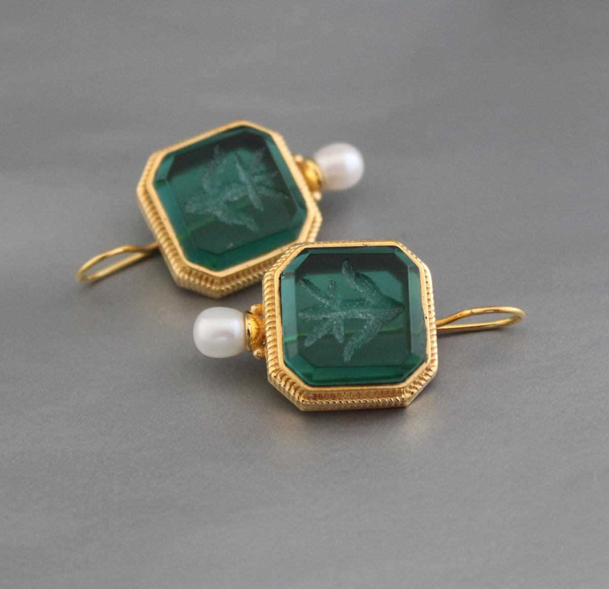 Green Glass Intaglio Earrings, Victorian Art Deco, 14K Gold, photo 5