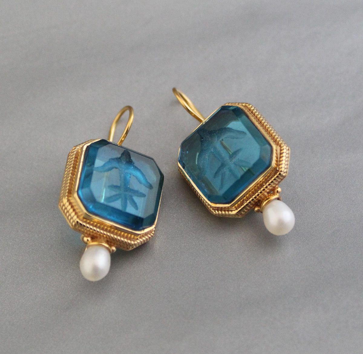Blue Glass Intaglio Earrings, Victorian Vintage Gold, photo 4