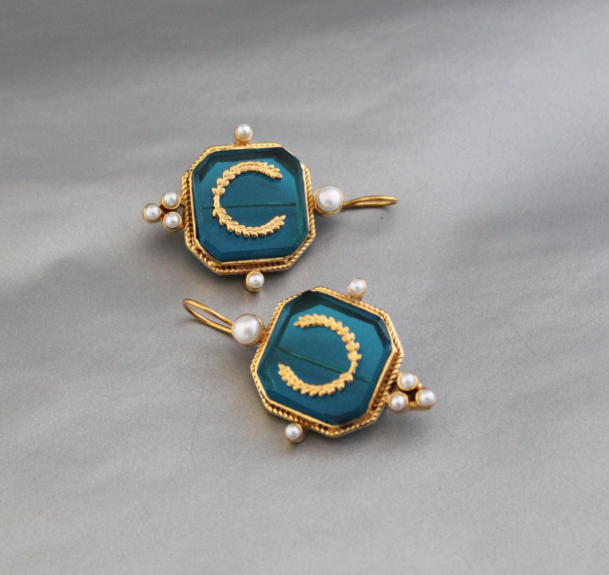 Turquoise Blue Laurel Intaglio Earrings, Victorian Style, Gold Plated, photo 5