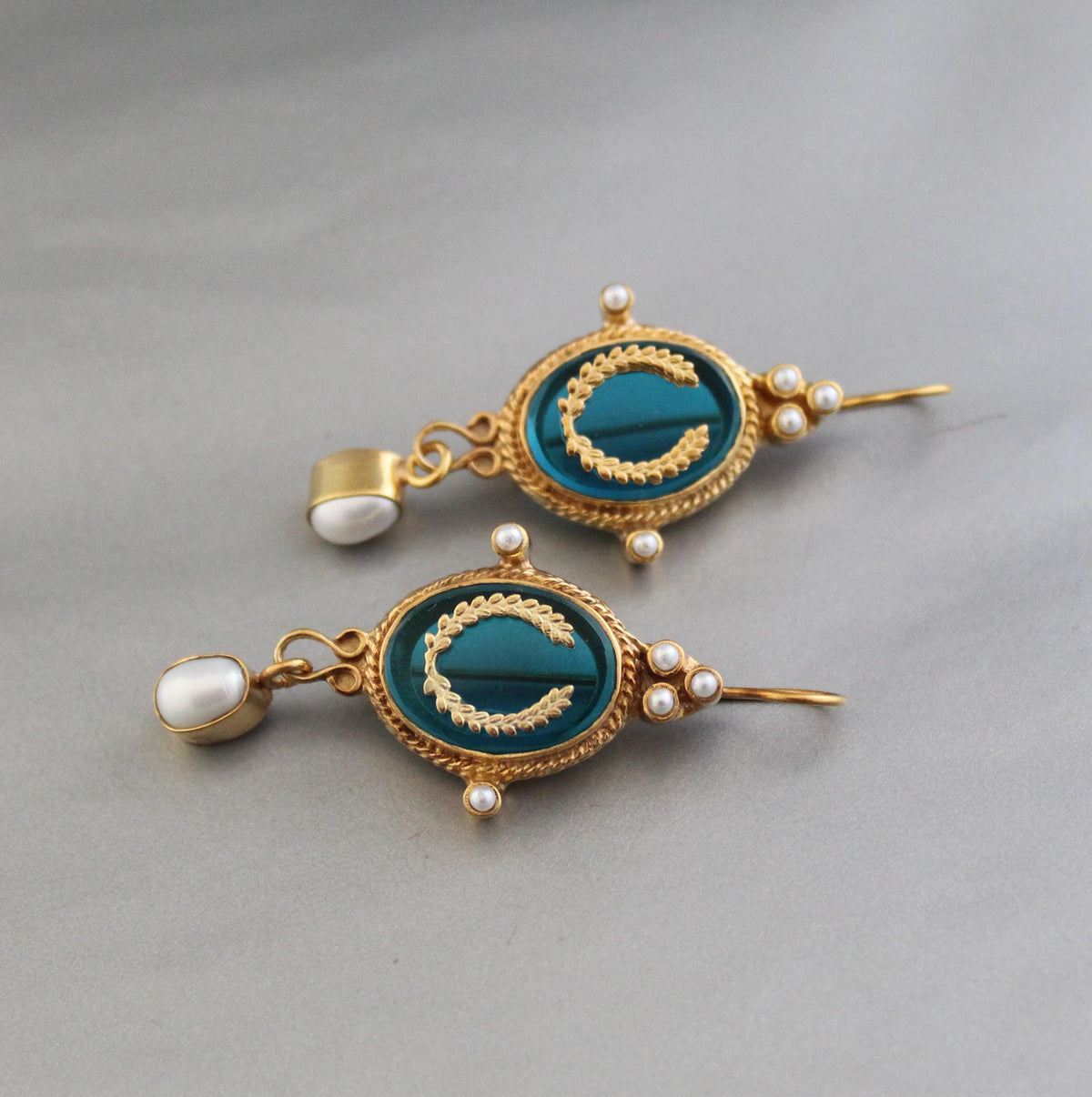 Laurel Wreath Intaglio Earrings, Victorian Pearl Dangles, Gold Plated, photo 4
