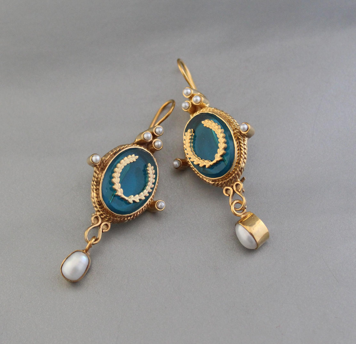 Laurel Wreath Intaglio Earrings, Victorian Pearl Dangles, Gold Plated, photo 2