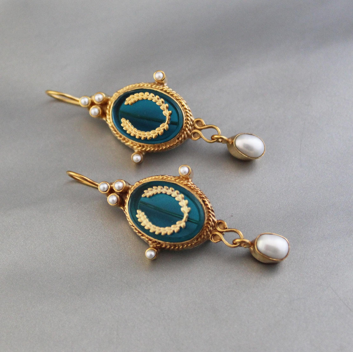 Laurel Wreath Intaglio Earrings, Victorian Pearl Dangles, Gold Plated, photo 8