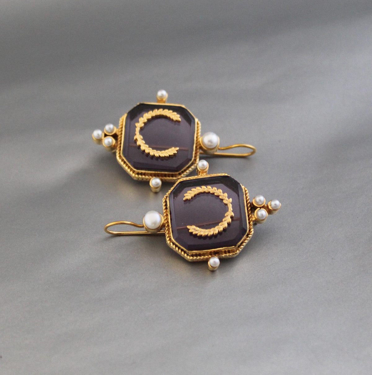 Laurel Intaglio Glass Earrings, Victorian Art Deco Style, Gold Plated, photo 2