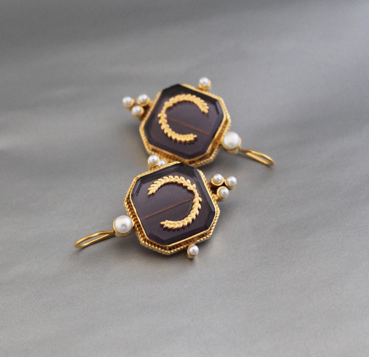 Laurel Intaglio Glass Earrings, Victorian Art Deco Style, Gold Plated, photo 4