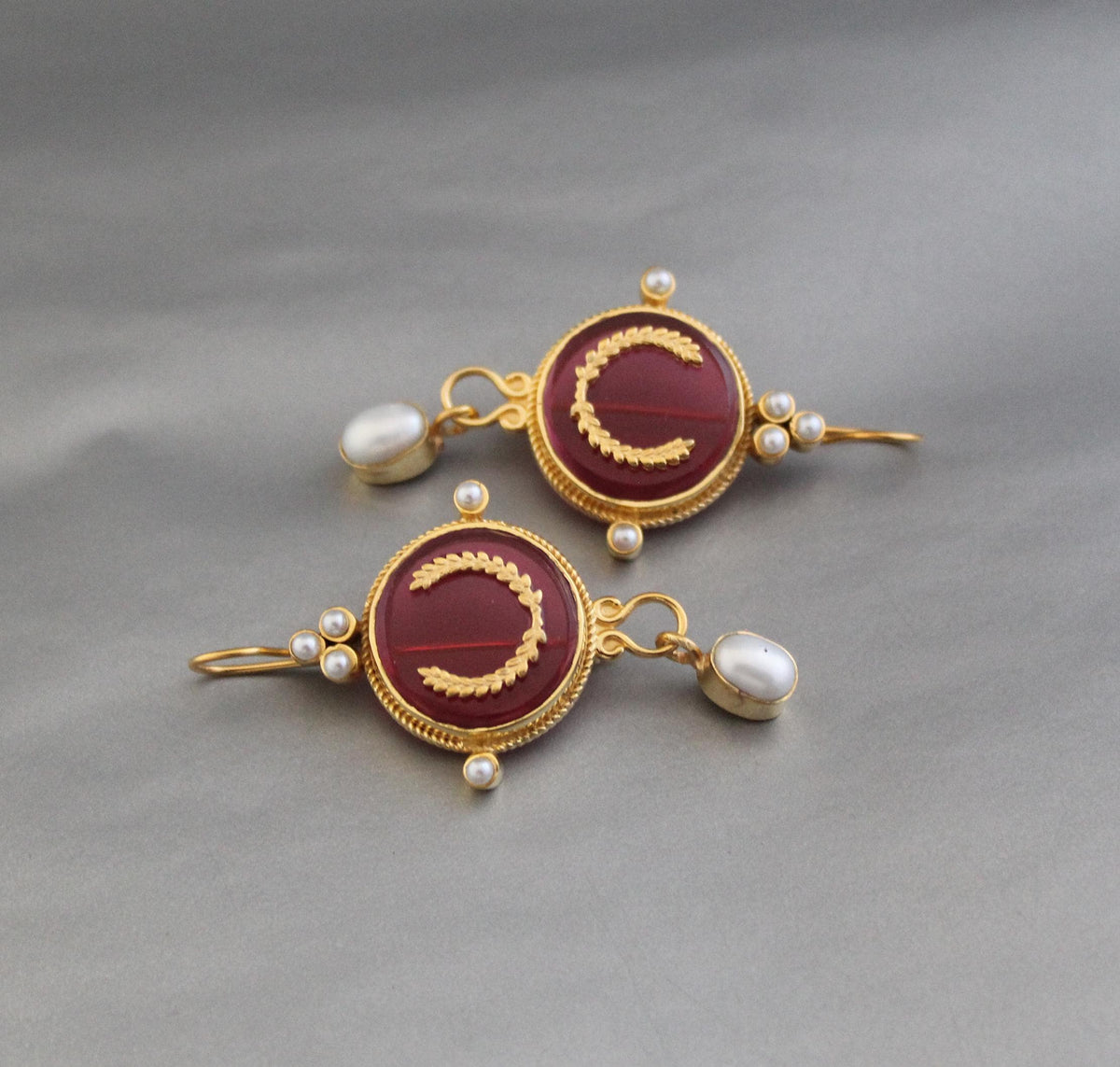 Red Laurel Intaglio Drop Earrings, Victorian Style, Gold Plated, photo 5
