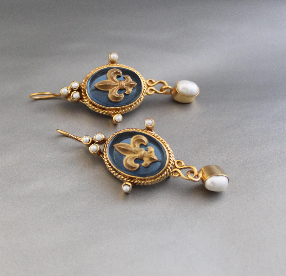 Blue Crystal Intaglio Earrings, Victorian Dangles, Gold Plated, photo 7