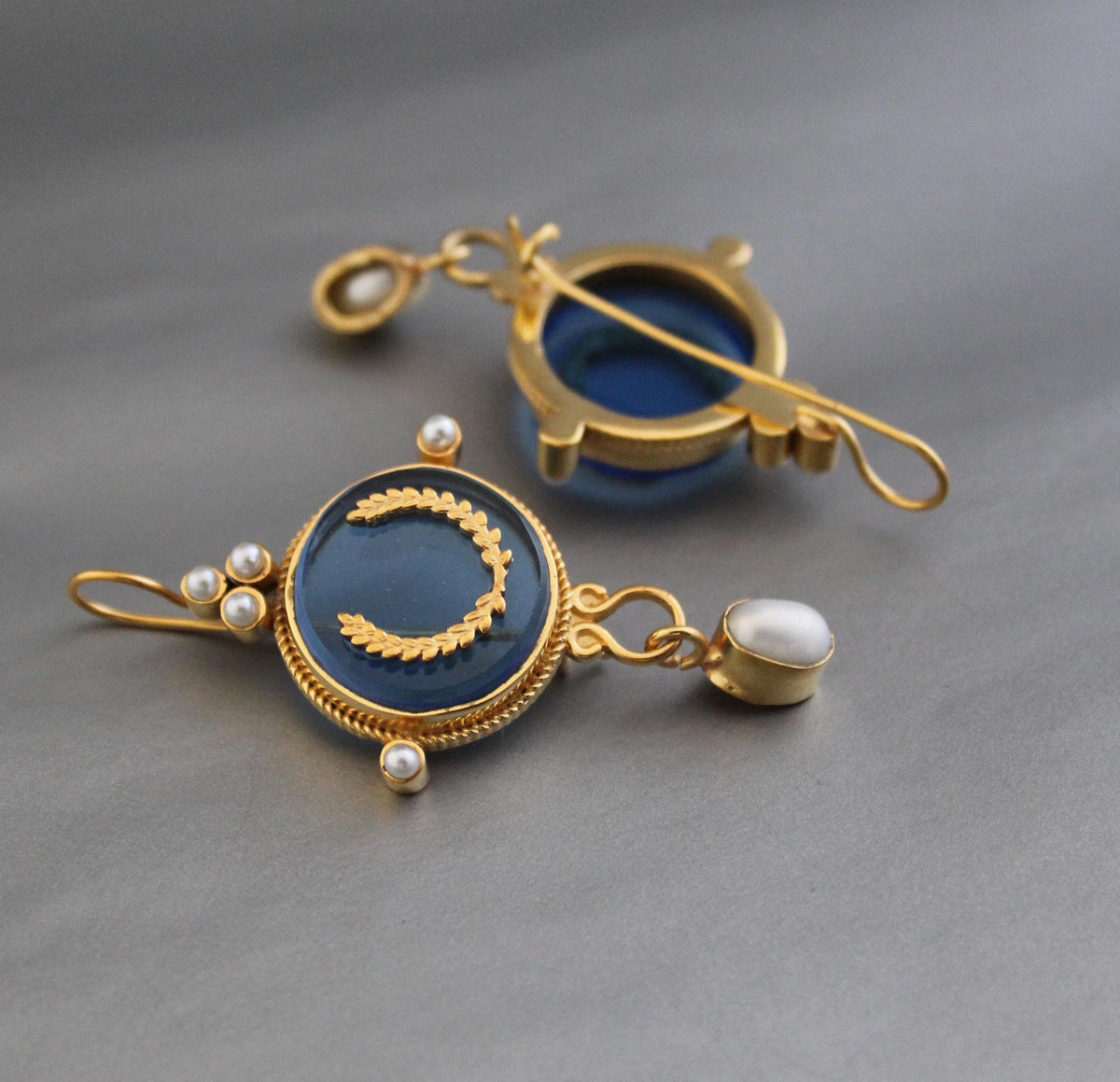Blue Laurel Intaglio Earrings, Victorian Bridal Pearl Dangles, Gold Plated, photo 4