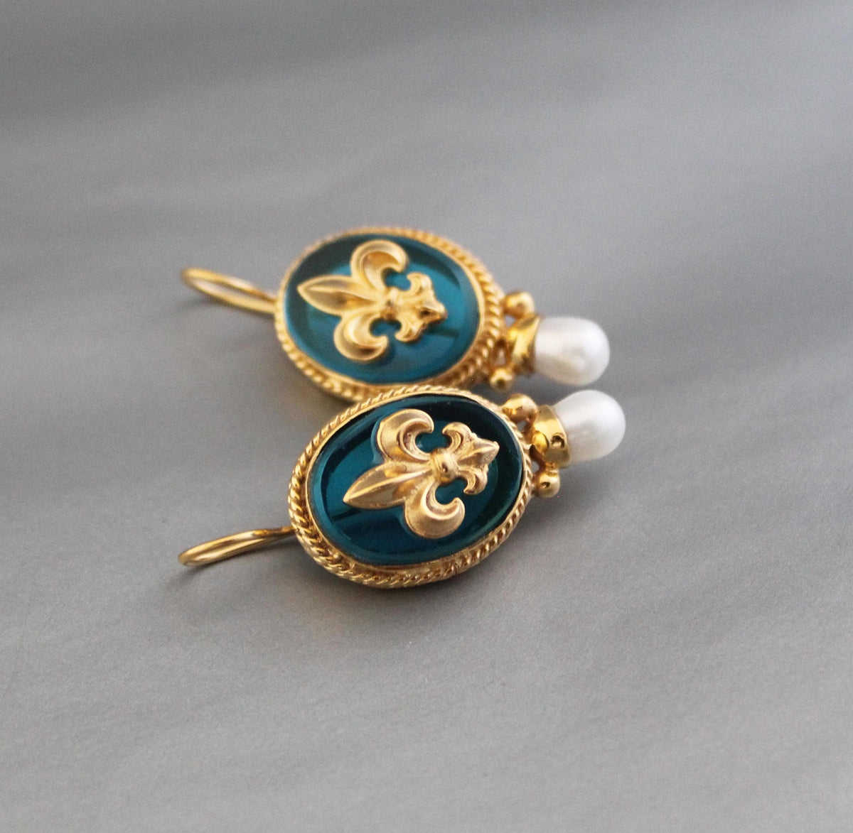 Turquoise Fleur-de-lis Intaglio Earrings, Victorian Pearl Drops, Gold Plated, photo 9