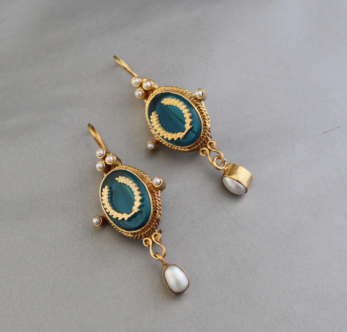 Laurel Wreath Intaglio Earrings, Victorian Pearl Dangles, Gold Plated, photo 10