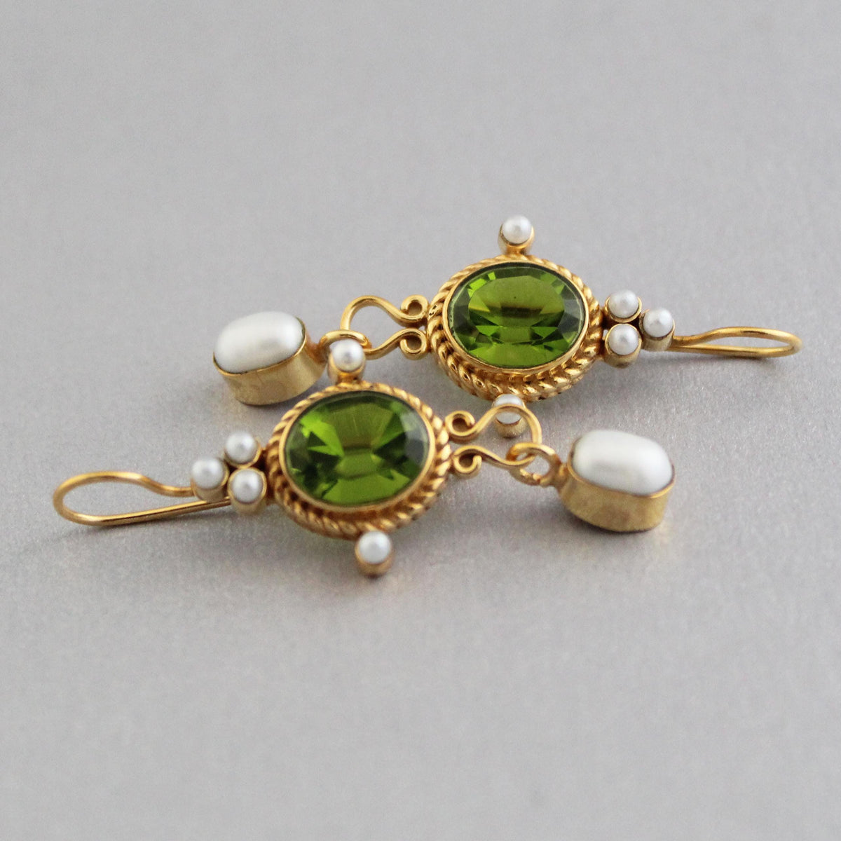 Green Quartz Intaglio Earrings, Art Deco Style, Gold, photo 4