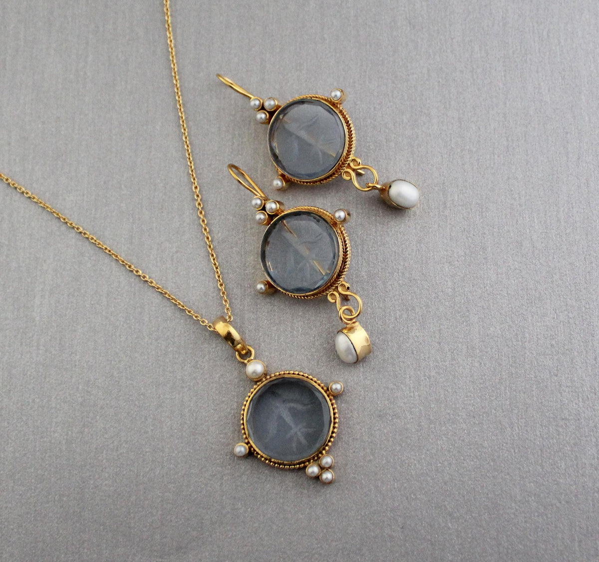 Blue Intaglio Pendant Necklace and Pearl Earrings Set, Gold Tone, photo 5