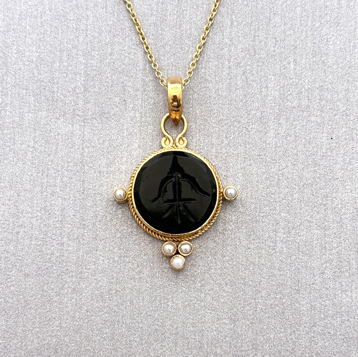 Black Intaglio Necklace, Gothic Vintage Cameo Pendant, photo 2