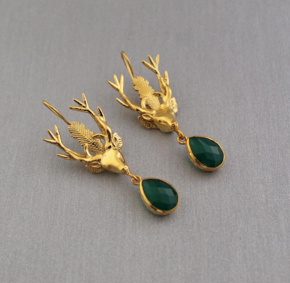 Green Onyx Stag Head Earrings, Victorian Dangles, Gold Tone, photo 2