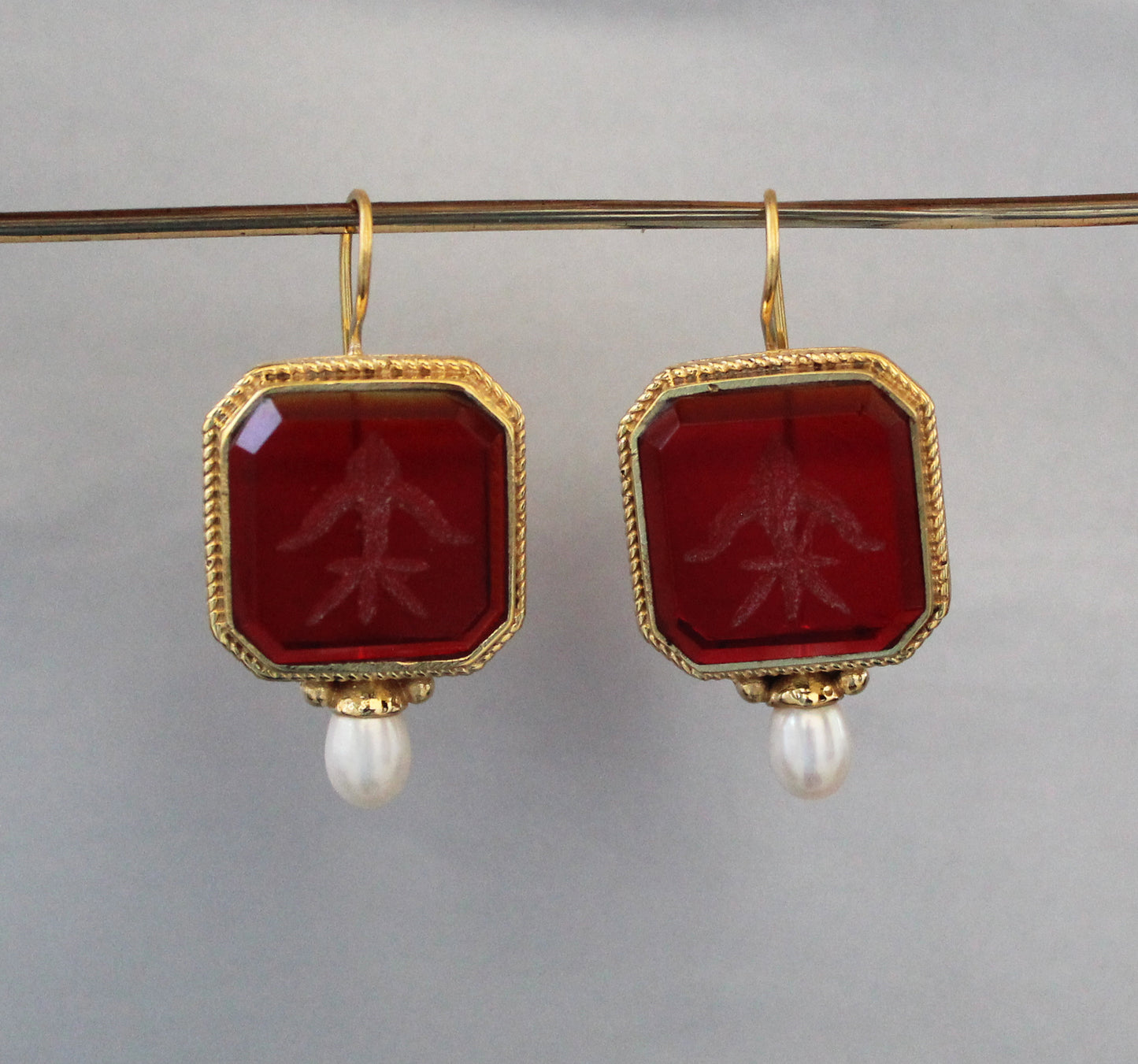 Red Crystal Intaglio Earrings (Copy)add image