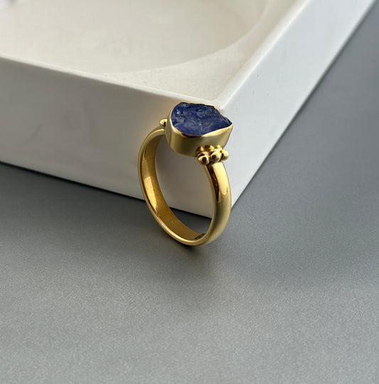 Raw Tanzanite Stone Ring