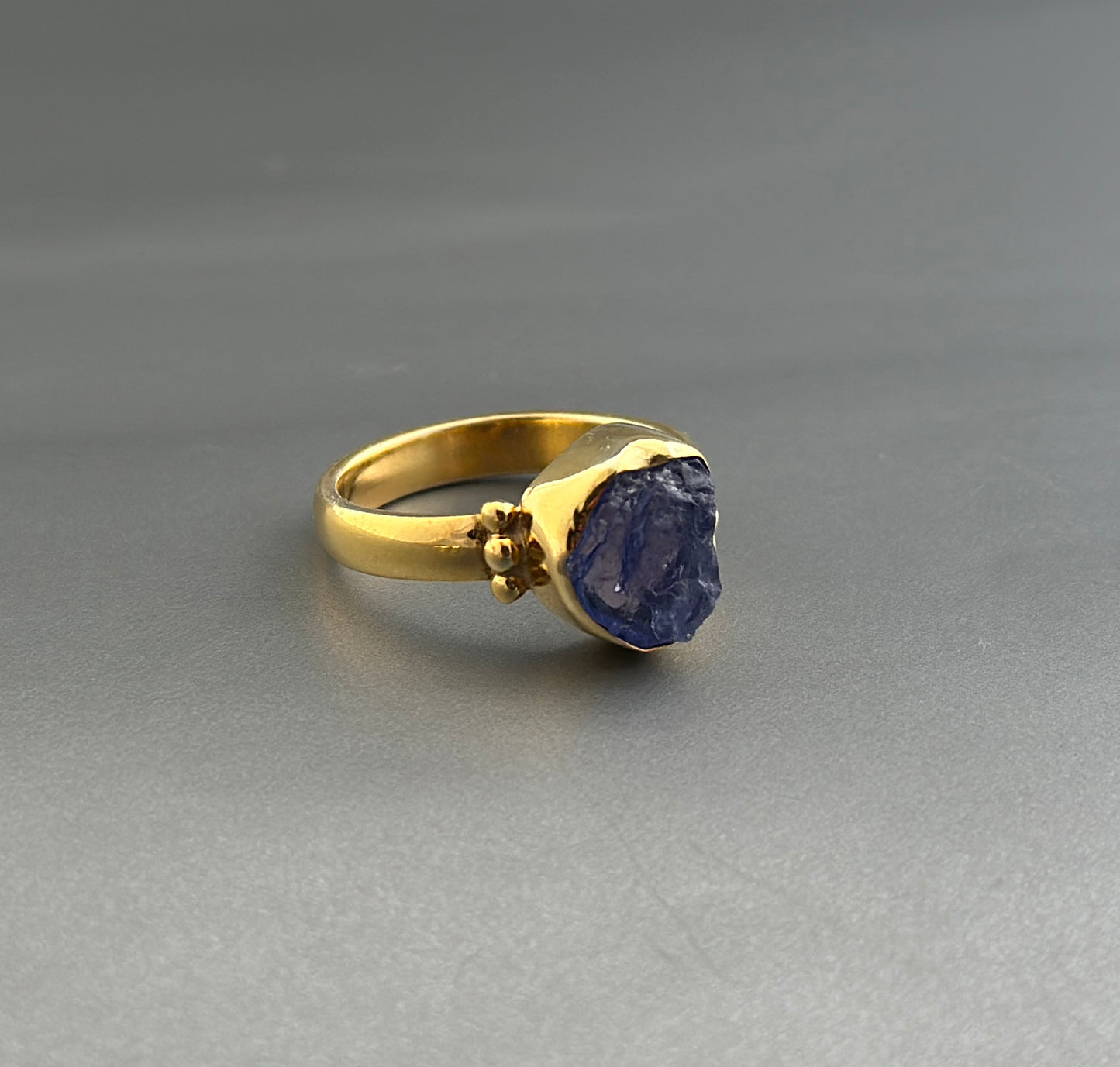 Raw Tanzanite Stone Ring