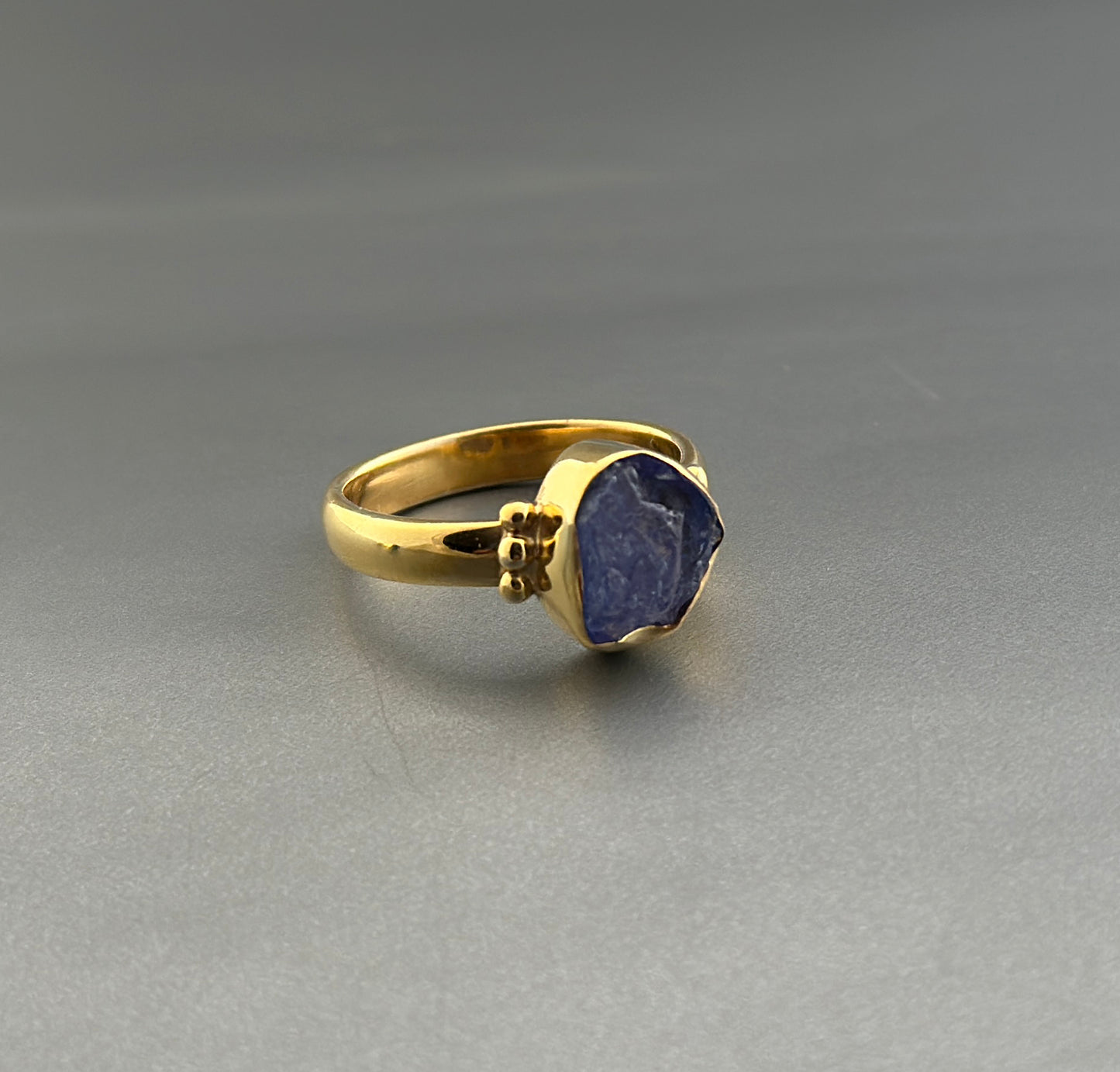 Raw Tanzanite Stone Ring