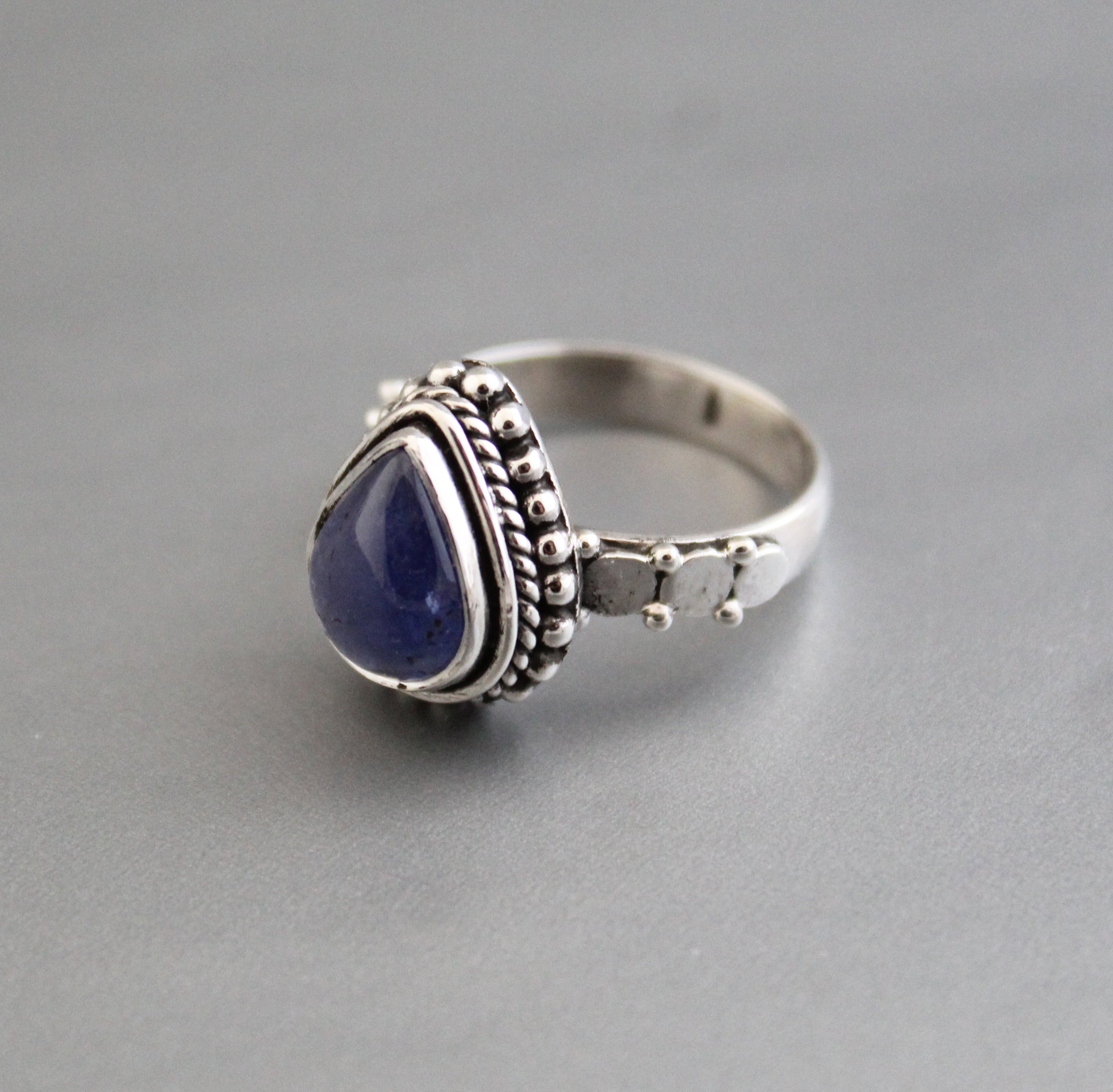 Natural Tanzanite Ring