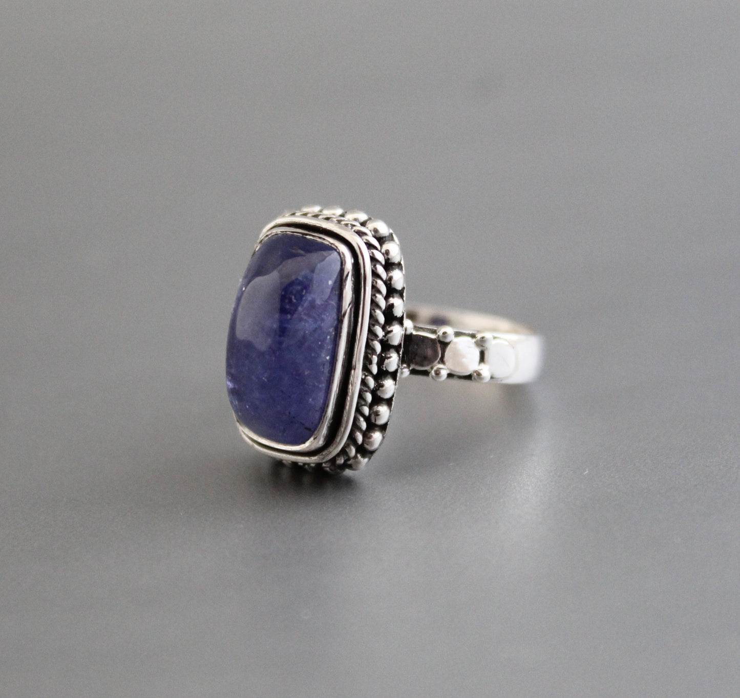 Natural Tanzanite Ring