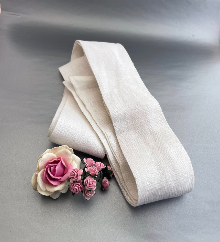 Handmade Maternity Linen Belt: cream linen belt folded with a rose and small flowers