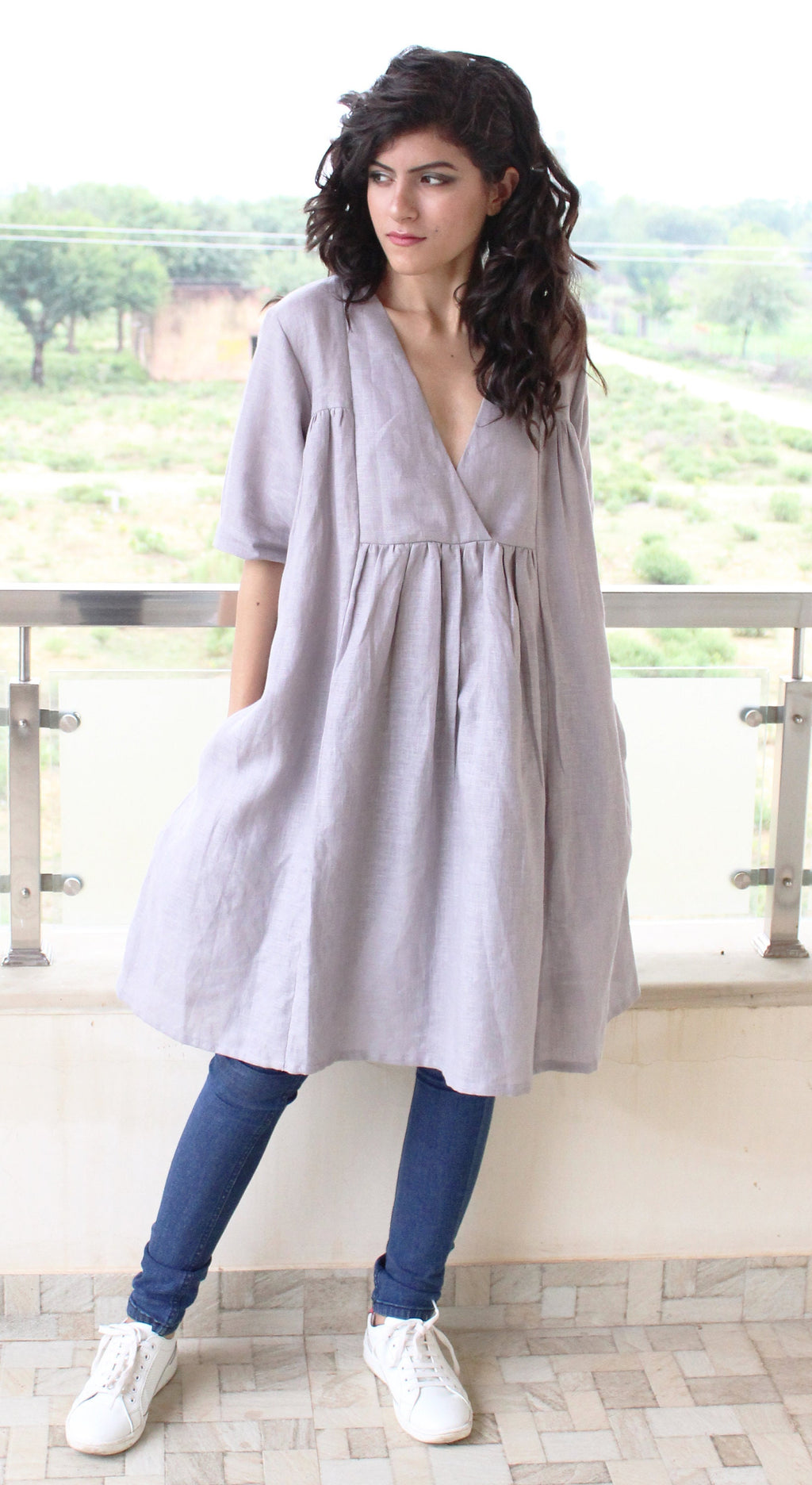 Loose Linen V-Neck Dress, Oversized Summer Clothing, Loose Fit Linen Tunic for Women, Minimalist Summer Tunic with Pockets