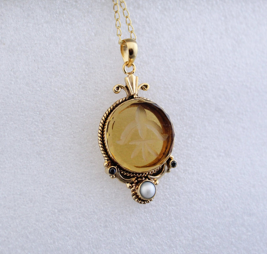 Yellow Intaglio Pendant Necklace, Edwardian Style, Brass, photo 8