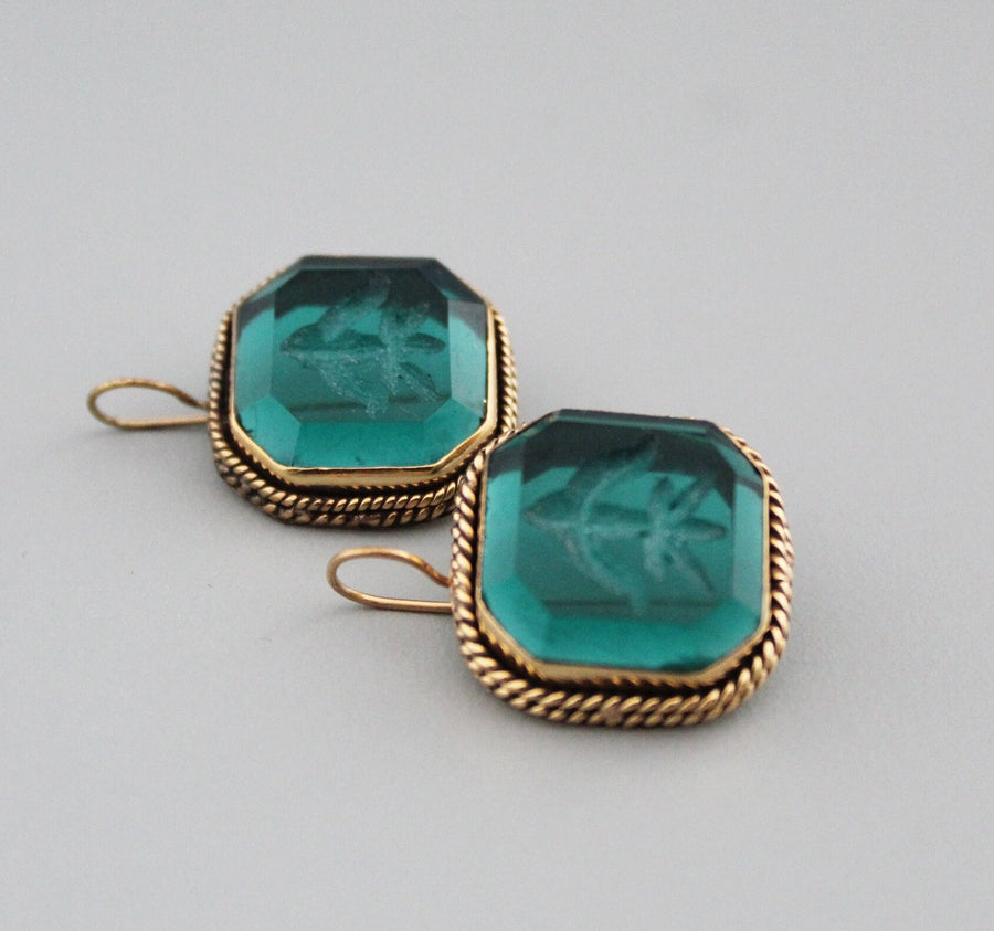 Green Glass Intaglio Earrings, Vintage Cameo Style, 18K Gold, photo 7