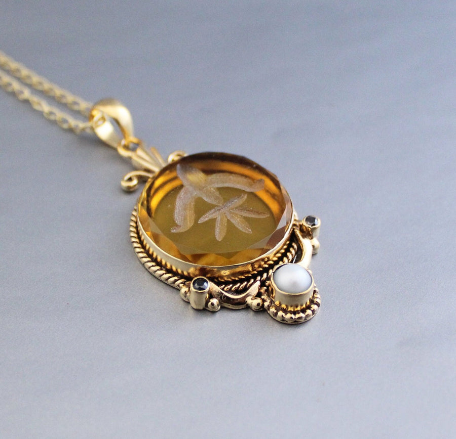 Yellow Intaglio Pendant Necklace, Edwardian Style, Brass, photo 3