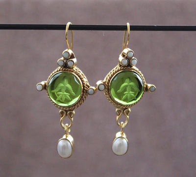 Small Green Round Intaglio Earrings, Art Deco Style, Gold Plated, photo 5