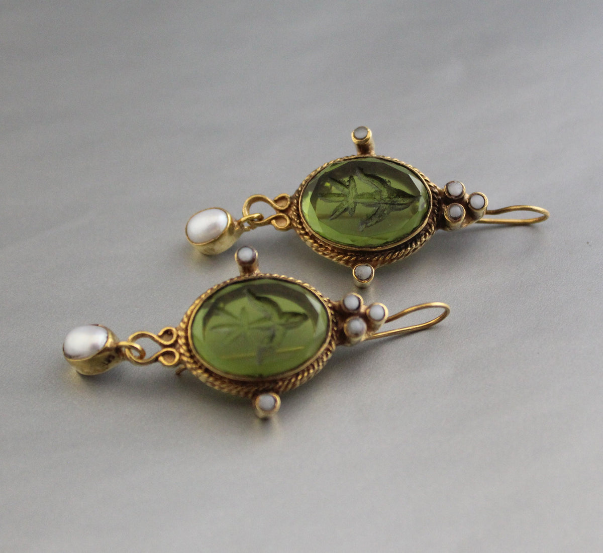 Green Intaglio Crystal Earrings, Art Deco Style, Gold, photo 5