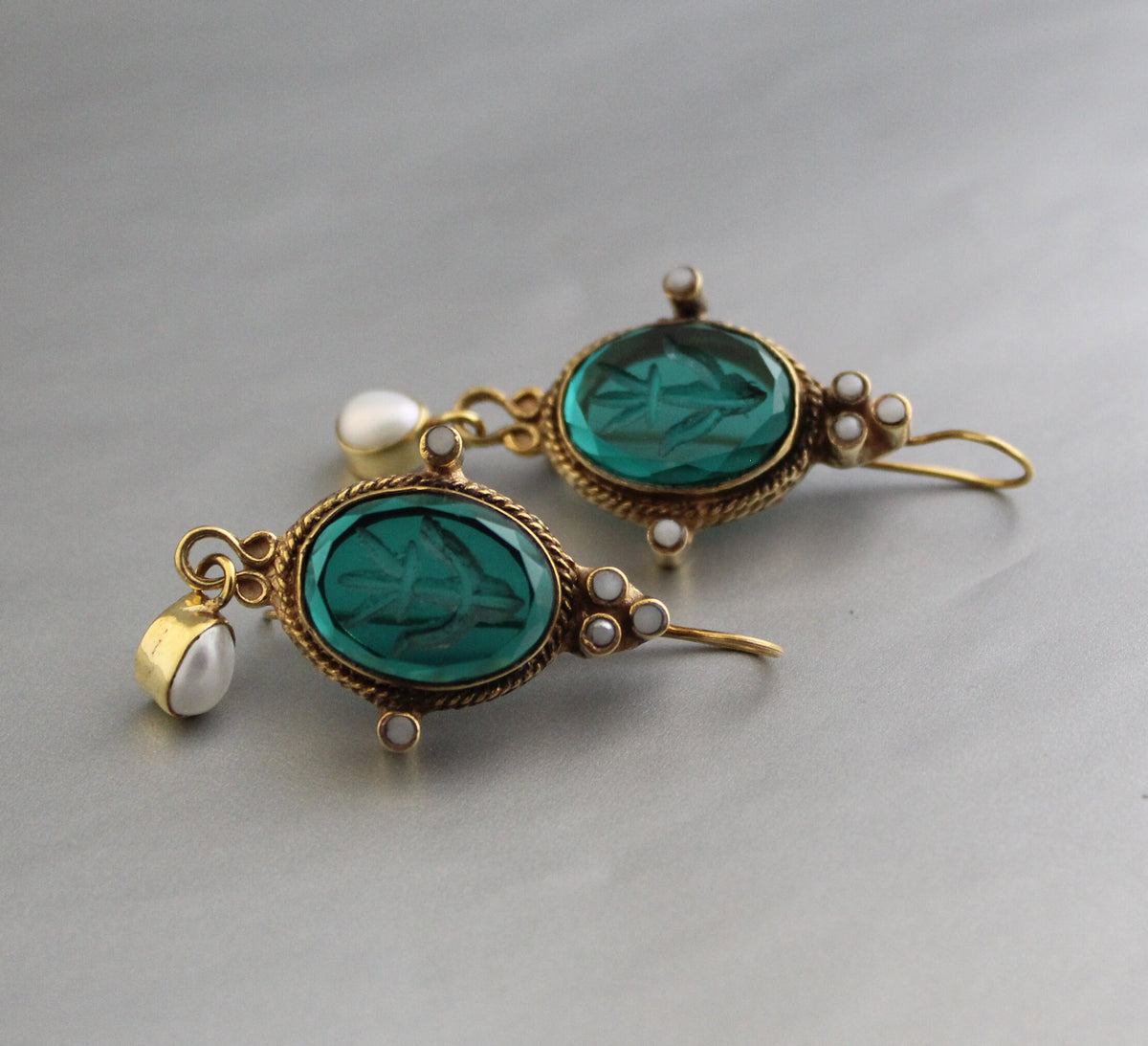 Green Intaglio Earrings, Victorian Style, 18K Gold, photo 7