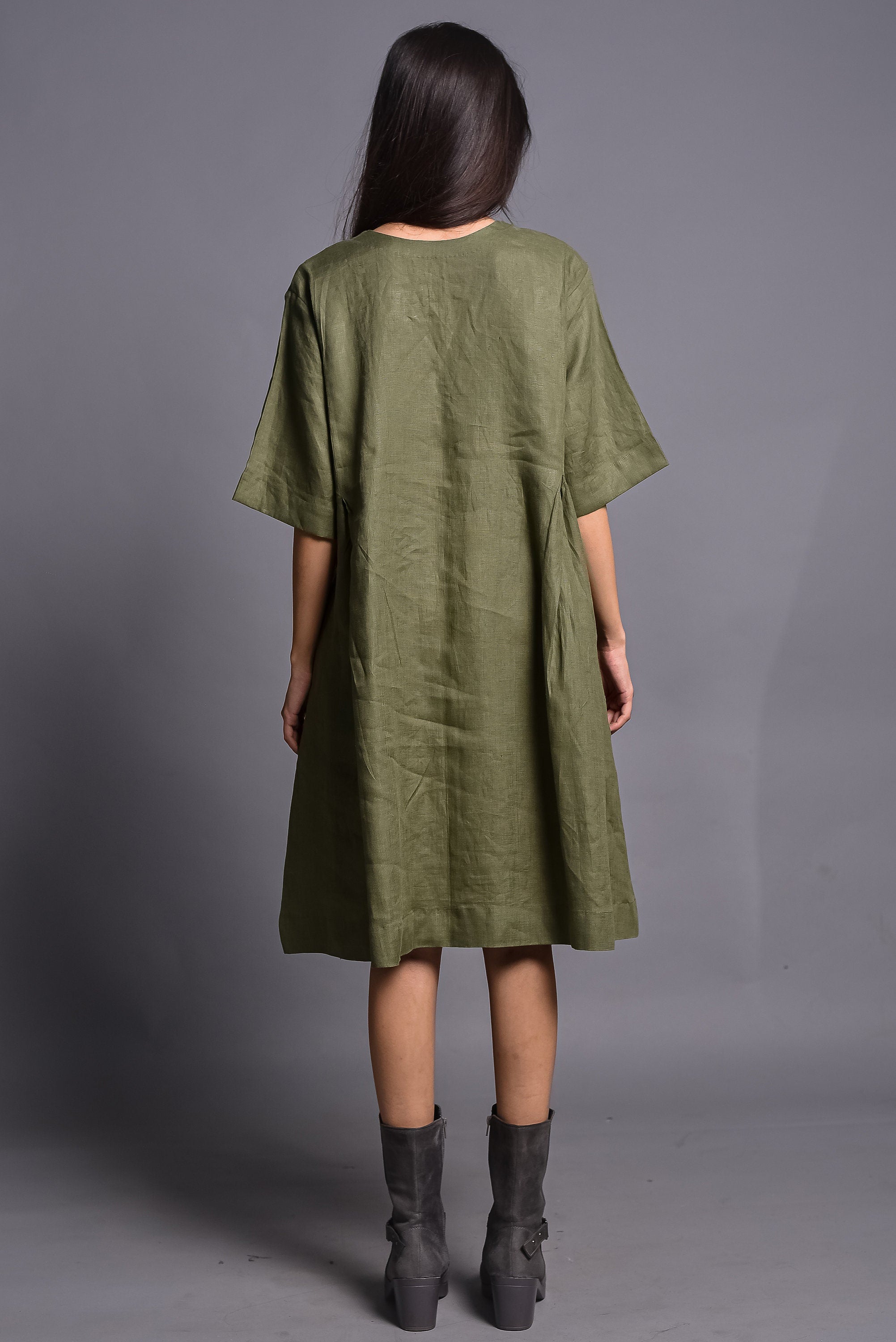 Pure Linen Tunic Dress: V-Neck, Half Sleeve, Plus Size