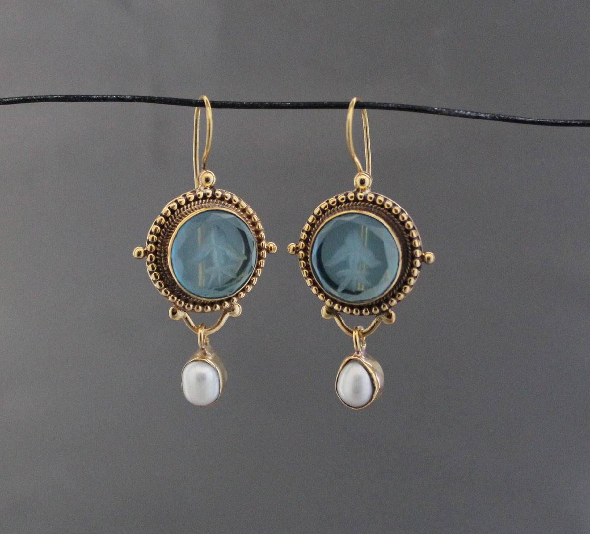 Blue Quartz Intaglio Earrings, Pearl Drops, Gold, photo 10