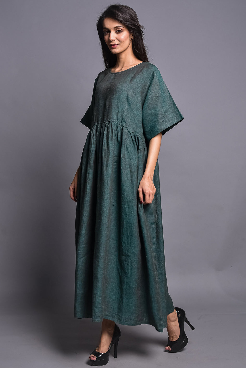 Loose Linen Maxi Dress: Bohemian Victorian Style