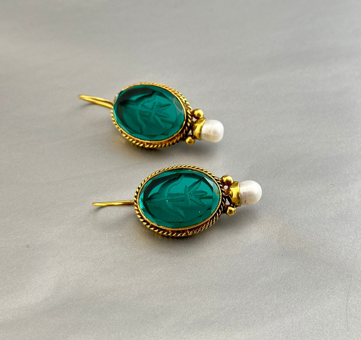 Green Glass Intaglio Earrings, Edwardian Gold and Pearl, photo 2