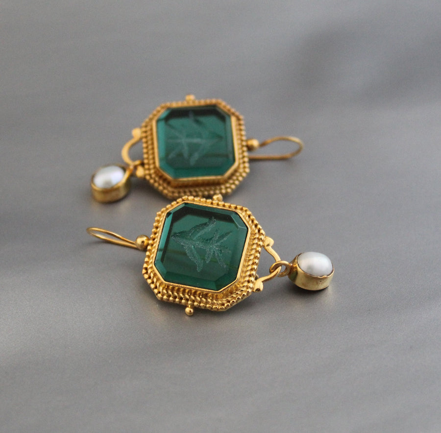 Green Intaglio Earrings, Edwardian Style, 18K Gold, photo 2