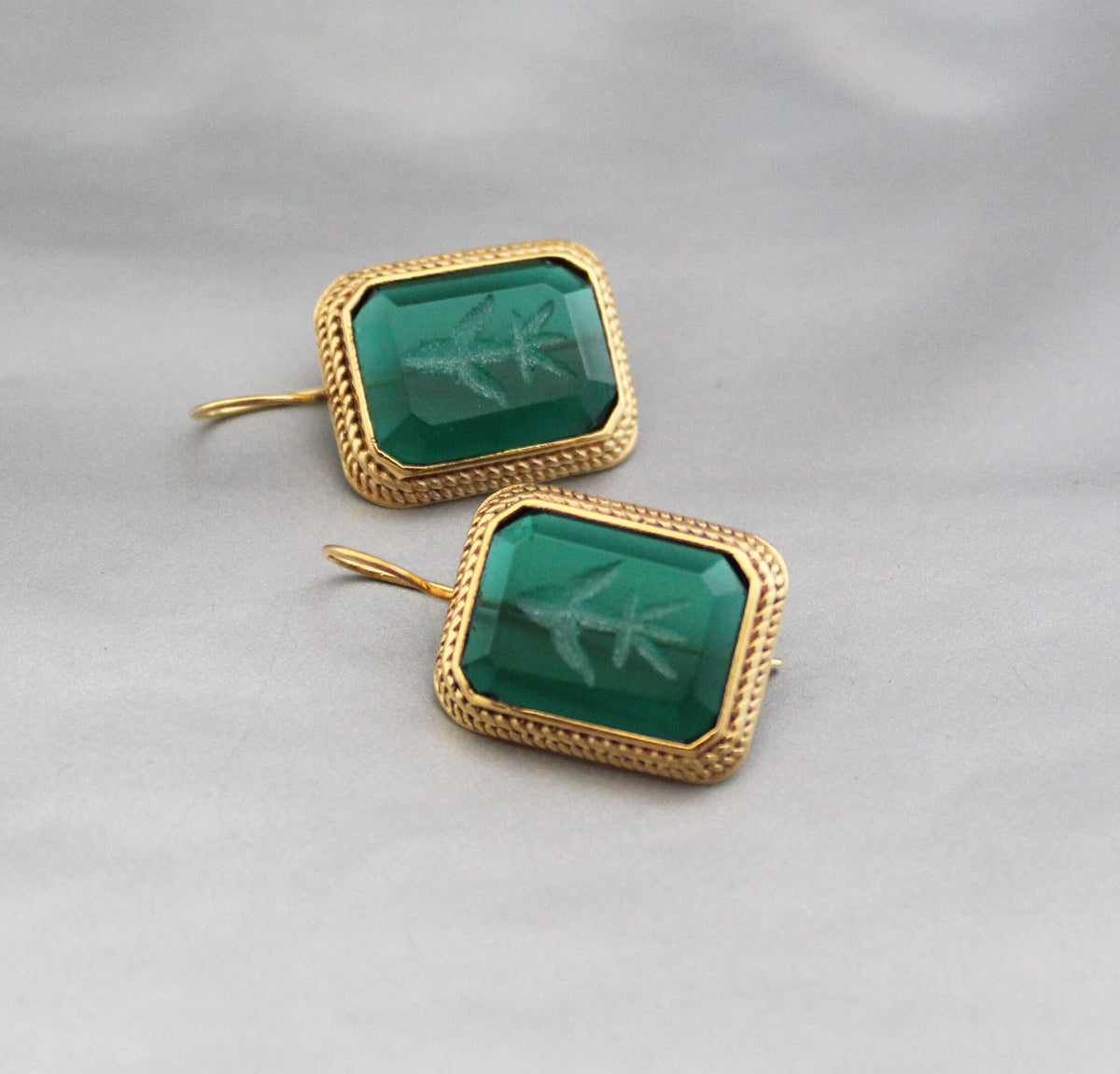 Green Intaglio Glass Earrings, Art Deco Style, Brass, photo 6