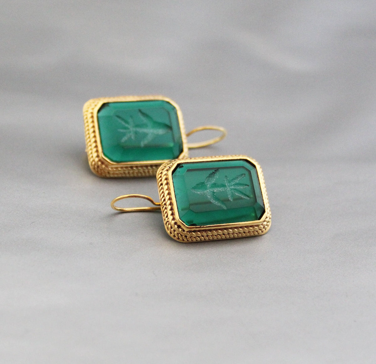 Green Intaglio Glass Earrings, Art Deco Style, Brass, photo 5